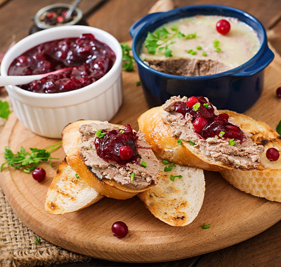 szybkie
„Kanapeczki z bagietki z pasztetem i żurawiną”